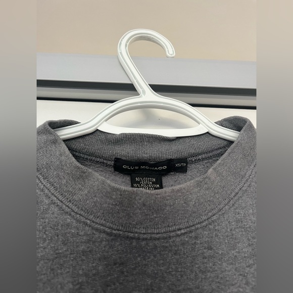 Club Monaco cropped crew neck - Picture 2 of 2